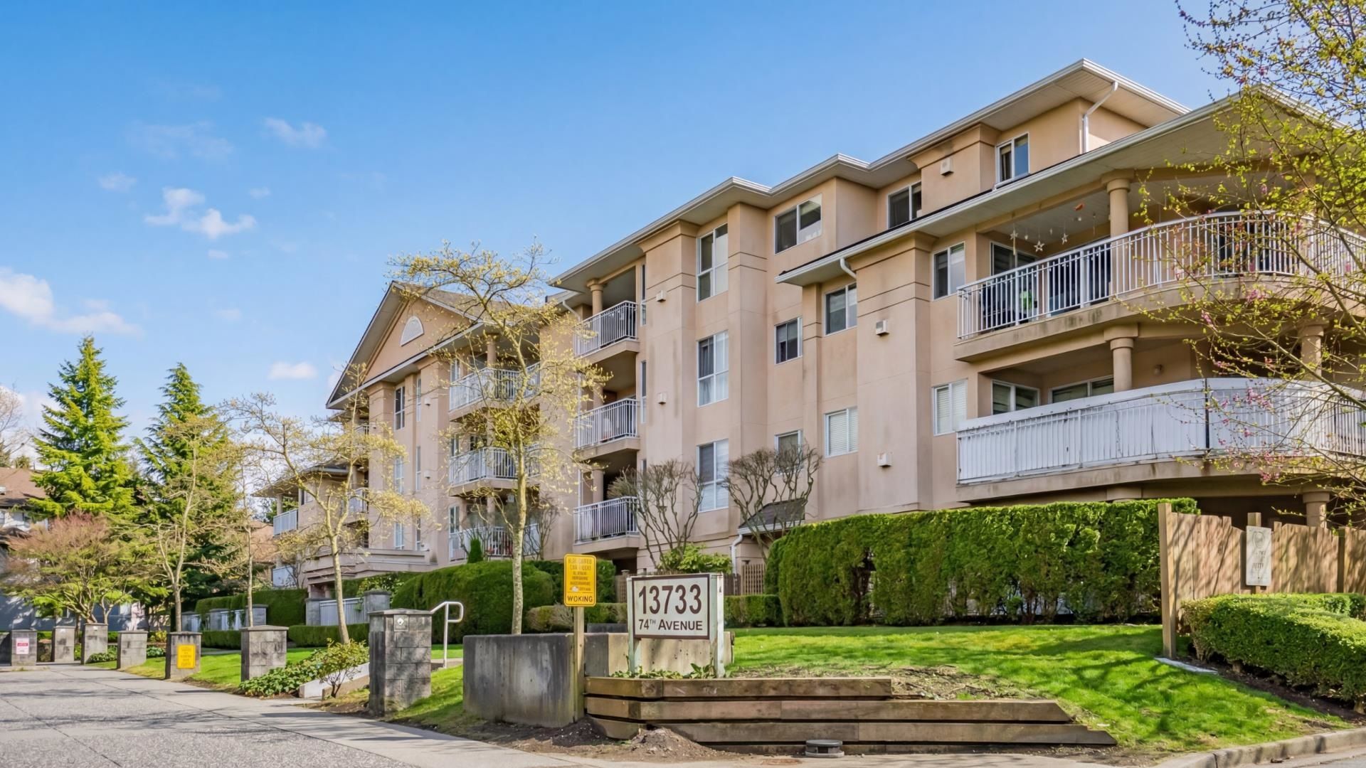 Apartment for sale in Surrey, Surrey, 215 13733 74 Avenue, 263123865 | Realtylink.org