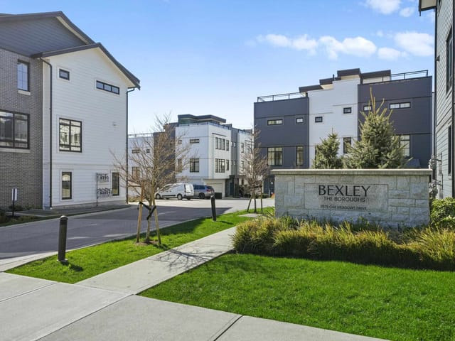 Townhouse for sale in Surrey, South Surrey White Rock, 34 2075 Oak Meadows Drive, 263124023 | Realtylink.org