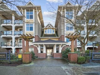 Apartment for sale in Surrey, Cloverdale, 213 17712 57a Avenue, 263124045 | Realtylink.org
