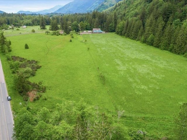 House for sale in Cultus Lake, Cultus Lake & Area, 238 Maple Falls Road, 263124048 | Realtylink.org