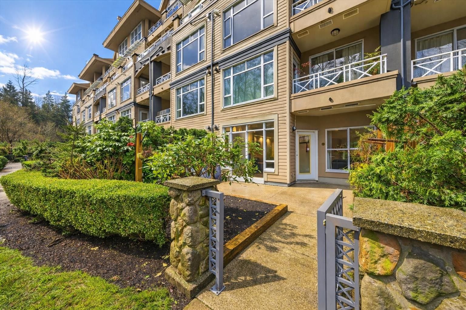 Apartment for sale in North Vancouver, North Vancouver, 211 3600 Windcrest Drive, 263124182 | Realtylink.org