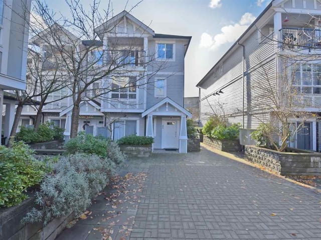 Townhouse for sale in Surrey, North Surrey, 85 13239 Old Yale Road, 263124185 | Realtylink.org