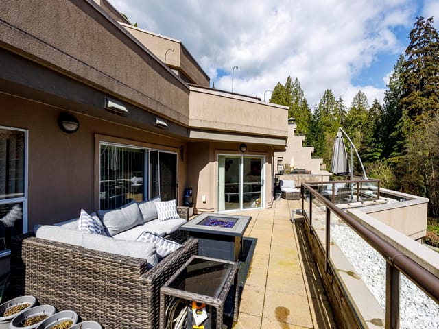 Apartment for sale in North Vancouver, North Vancouver, 303 1500 Ostler Court, 263124249 | Realtylink.org