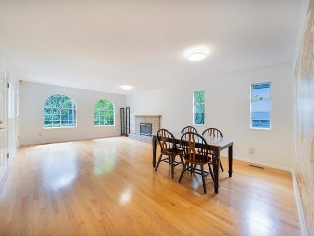 House for rent in Vancouver, Vancouver West, Upper 4533 W 16th Ave, 263124276 | Realtylink.org