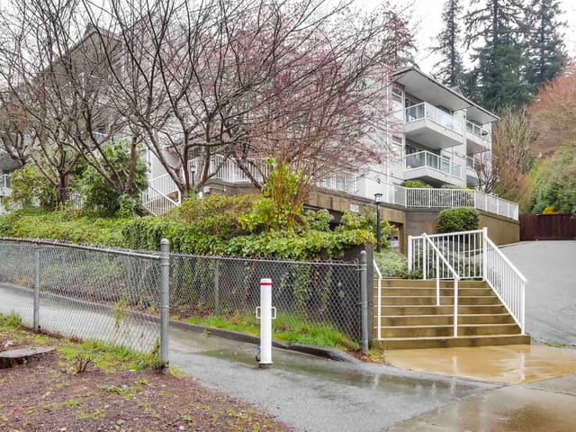 Apartment for sale in Coquitlam, Coquitlam, 204 2733 Atlin Place, 263124295 | Realtylink.org
