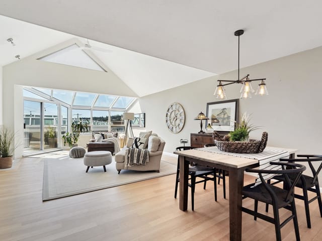 Townhouse for sale in White Rock, South Surrey White Rock, 1107 Elm Street, 263124356 | Realtylink.org