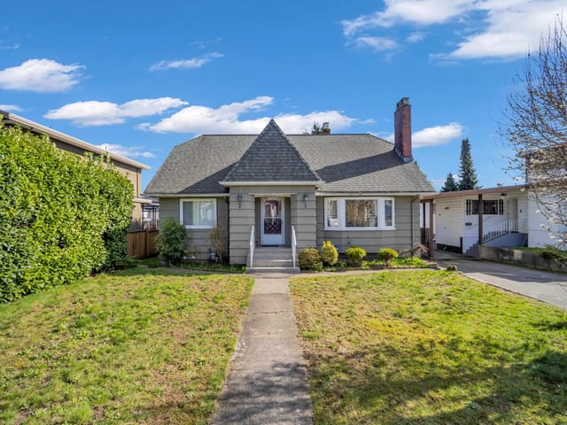 House for sale in Burnaby, Burnaby East, 7758 15th Avenue, 263124426 | Realtylink.org