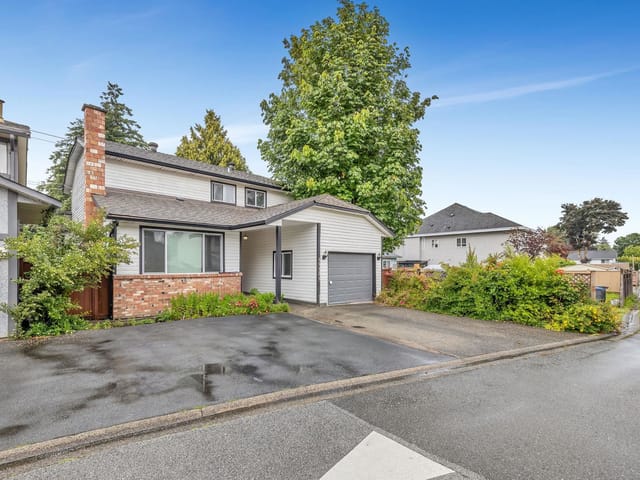 House for sale in Surrey, Surrey, 15420 96 Avenue, 263124445 | Realtylink.org