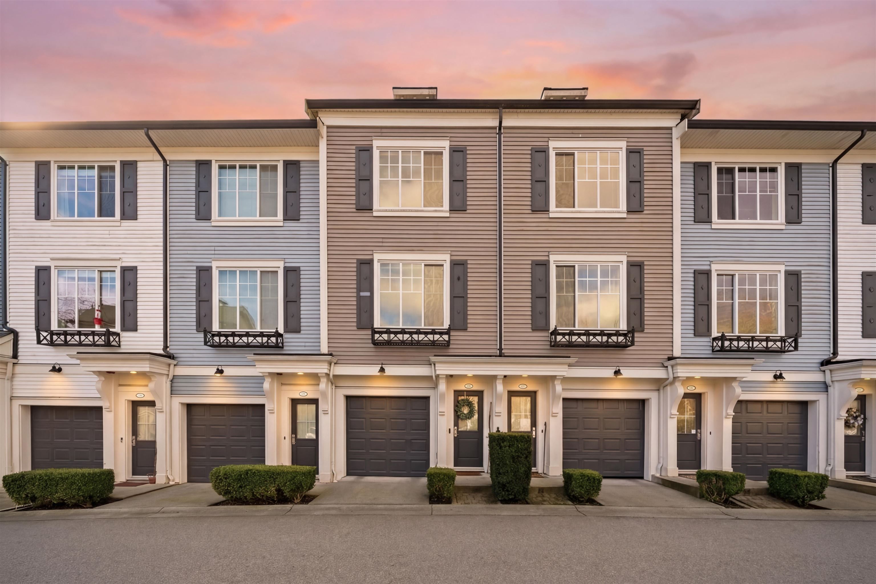 Townhouse for sale in Coquitlam, Coquitlam, 128 3010 Riverbend Drive, 263124459 | Realtylink.org