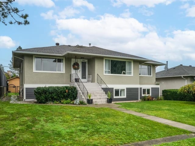 House for rent in Burnaby, Burnaby South, 4664 Royal Oak Ave, 263124465 | Realtylink.org