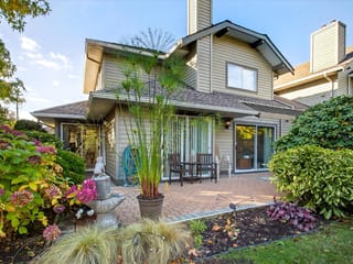 Townhouse for sale in Surrey, South Surrey White Rock, 101 16275 15 Avenue, 263124479 | Realtylink.org