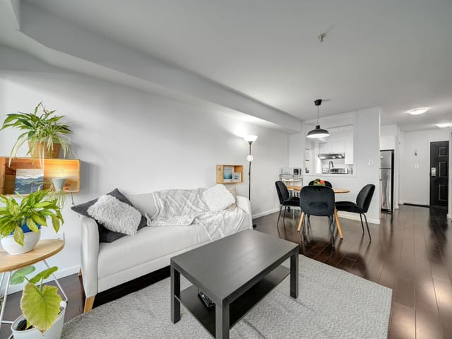 Apartment for sale in Vancouver, Vancouver East, 210 1099 E Broadway, 263124503 | Realtylink.org