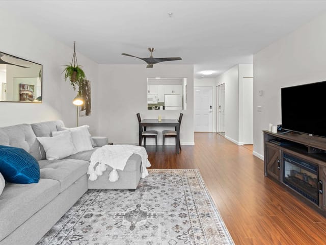 Apartment for sale in Langley, Langley, 210 27358 32 Avenue, 263124550 | Realtylink.org
