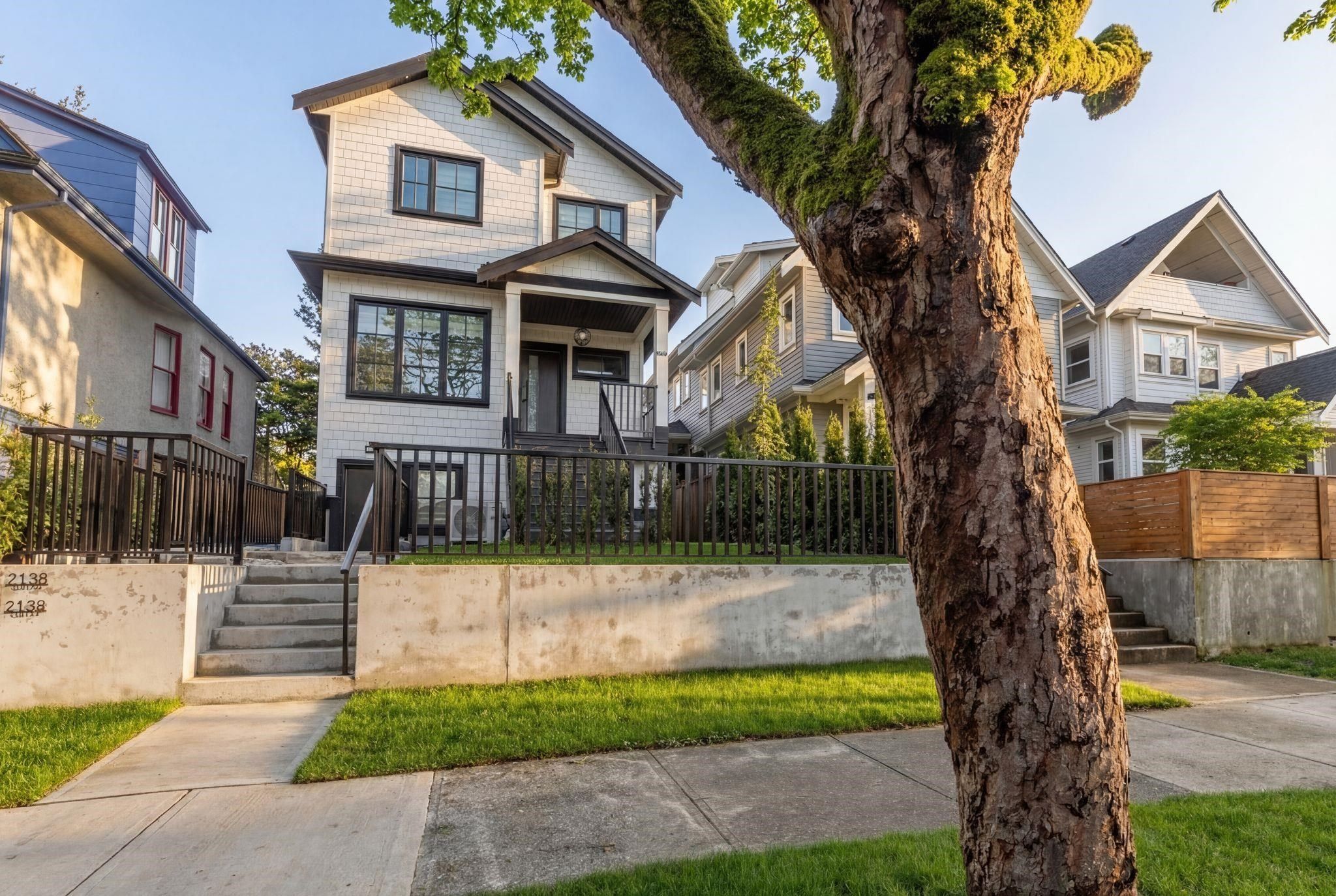 1/2 Duplex for sale in Vancouver, Vancouver East, 2136 Venables Street, 263124551 | Realtylink.org