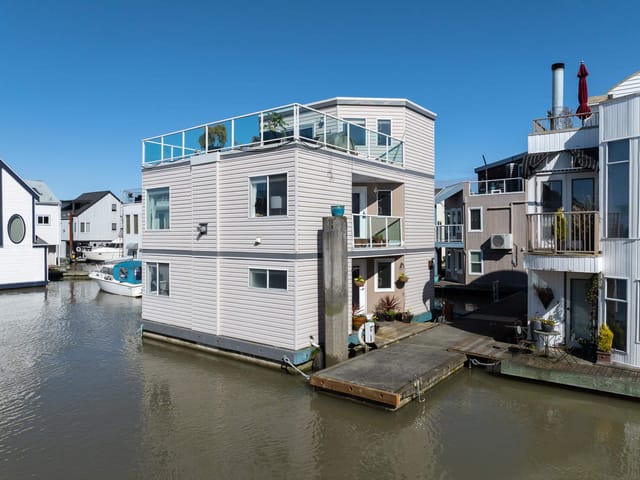 House for sale in Delta, Ladner, 15 3459 W River Road, 263124579 | Realtylink.org