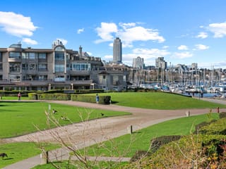 Apartment for sale in Vancouver, Vancouver West, 210 1859 Spyglass Place, 263124622 | Realtylink.org