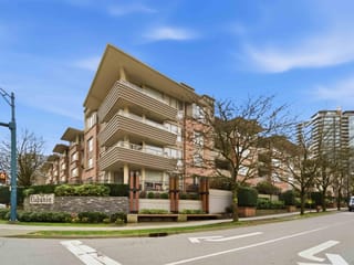 Apartment for sale in Port Moody, Port Moody, 308 801 Klahanie Drive, 263124785 | Realtylink.org
