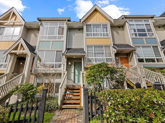 Townhouse for sale in Burnaby, Burnaby South, 7393 Magnolia Terrace, 263124911 | Realtylink.org