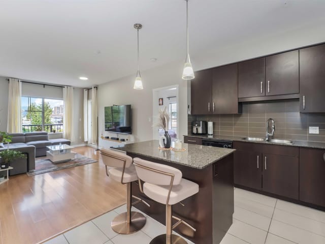 Townhouse for sale in Maple Ridge, Maple Ridge, 404 22290 North Avenue, 263125200 | Realtylink.org