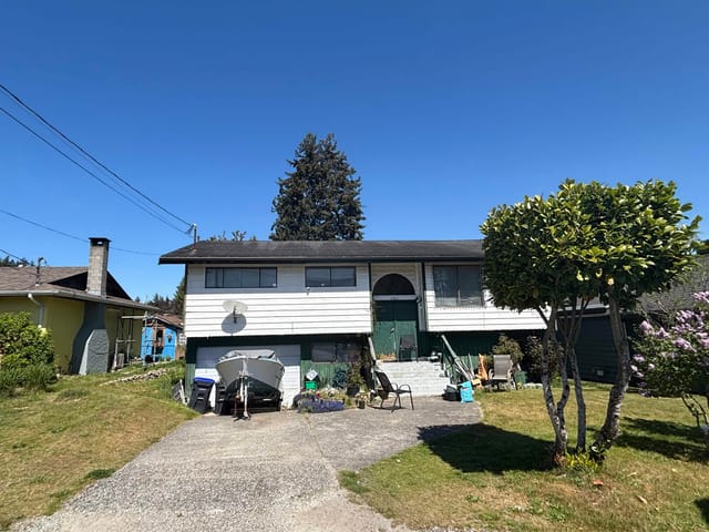 House for sale in Sechelt, Sunshine Coast, 5762 Spindrift Street, 263125210 | Realtylink.org