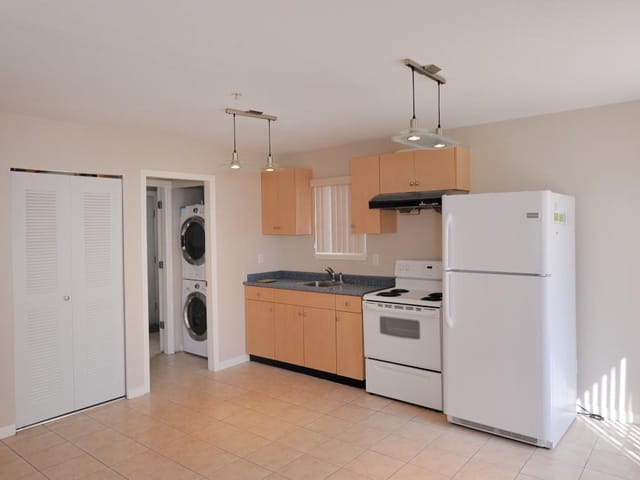 1/2 Duplex for rent in Vancouver, Vancouver West, Lower 7xx W 69th Avenue, 263125319 | Realtylink.org