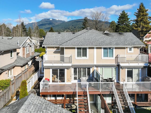 1/2 Duplex for sale in North Vancouver, North Vancouver, 205 E 18th Street, 263125323 | Realtylink.org