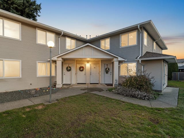 Townhouse for sale in Chilliwack, Sardis, 10 6480 Vedder Road, 263125699 | Realtylink.org