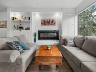 Apartment for sale in Abbotsford, Abbotsford, 204 2238 Whatcom Road, 263125713 | Realtylink.org