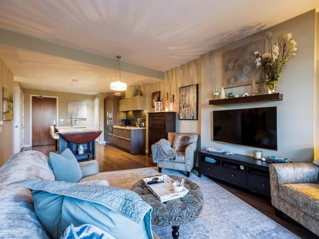 Apartment for sale in Vancouver, Vancouver West, 208 1616 Columbia Street, 263125776 | Realtylink.org