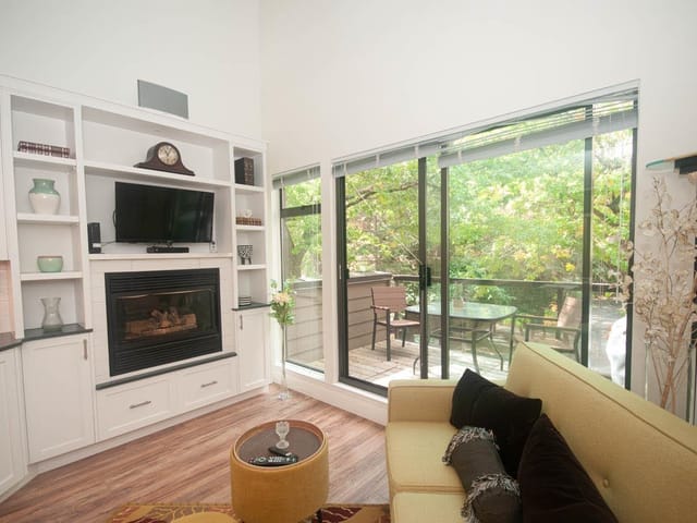 Townhouse for rent in Vancouver, Vancouver West, 702 Millyard Street, 263125875 | Realtylink.org