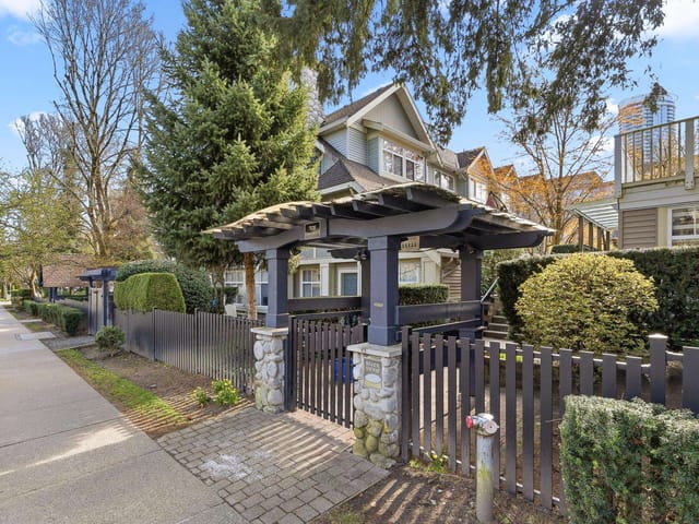 Townhouse for sale in Burnaby, Burnaby East, 25 7128 Stride Avenue, 263126191 | Realtylink.org