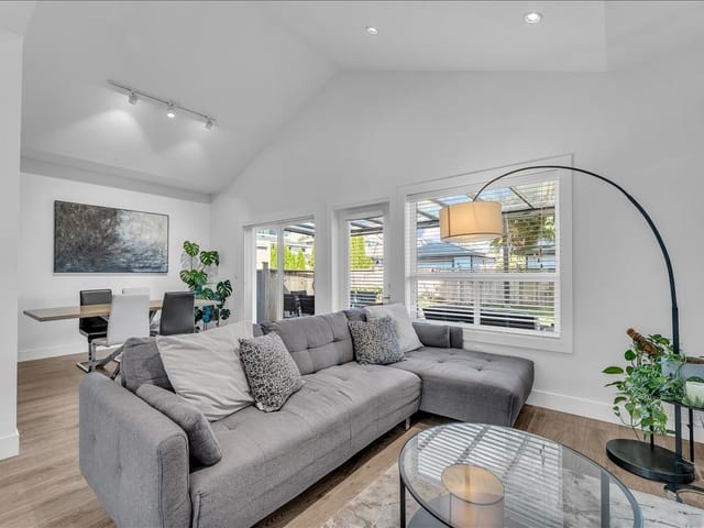 1/2 Duplex for sale in Burnaby, Burnaby East, 7430 Canada Way, 263126250 | Realtylink.org