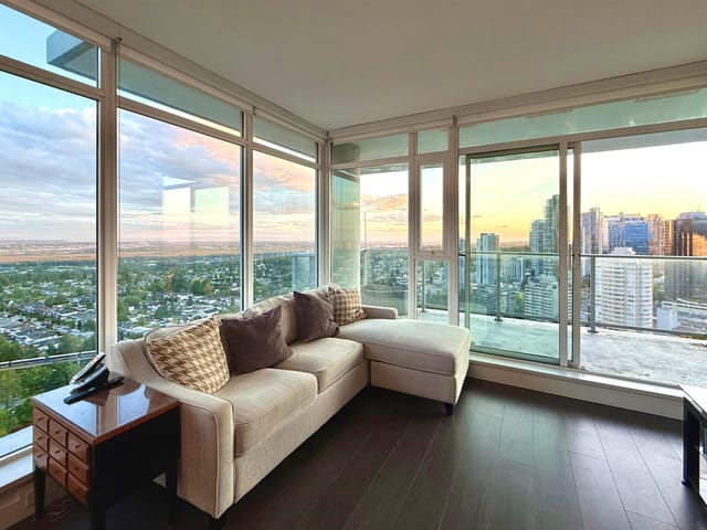 Apartment for sale in Burnaby, Burnaby South, 3703 6538 Nelson Avenue, 263126318 | Realtylink.org