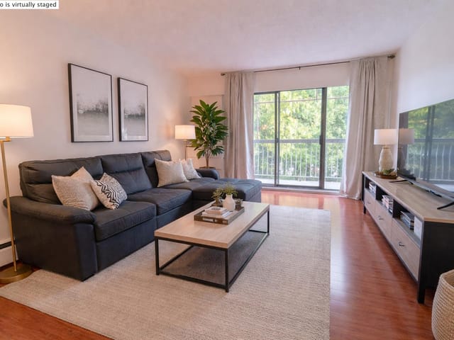 Apartment for sale in Burnaby, Burnaby East, 308 7428 19th Avenue, 263126336 | Realtylink.org