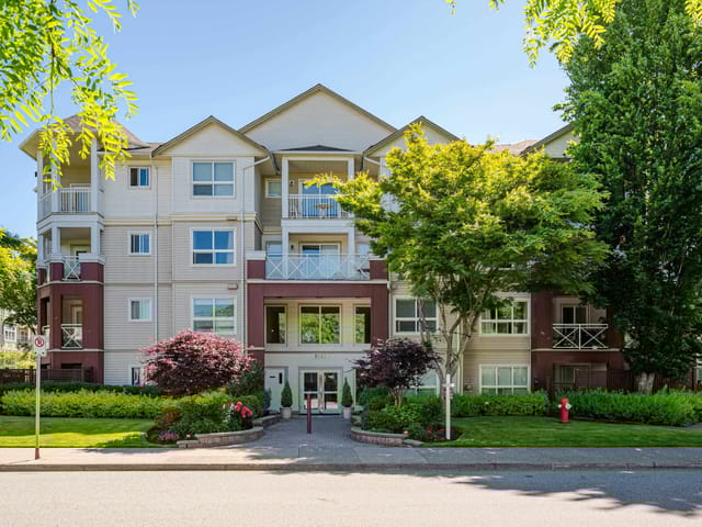 Apartment for sale in Surrey, Surrey, 312 8068 120a Street, 263126526 | Realtylink.org