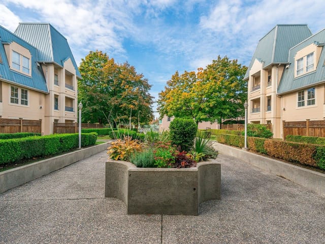 Apartment for sale in Coquitlam, Coquitlam, 219 295 Schoolhouse Street, 263126530 | Realtylink.org