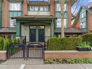 Townhouse for sale in Vancouver, Vancouver West, 2561 East Mall, 263126549 | Realtylink.org