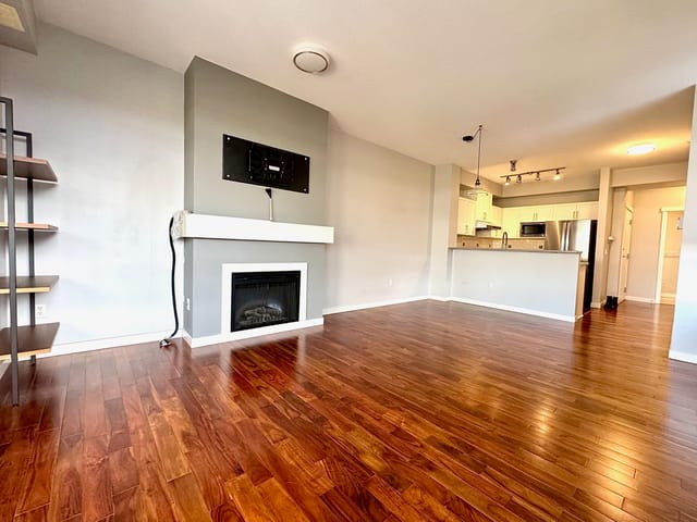 Apartment for rent in Port Moody, Port Moody, 426 801 Klahanie Drive, 263126555 | Realtylink.org