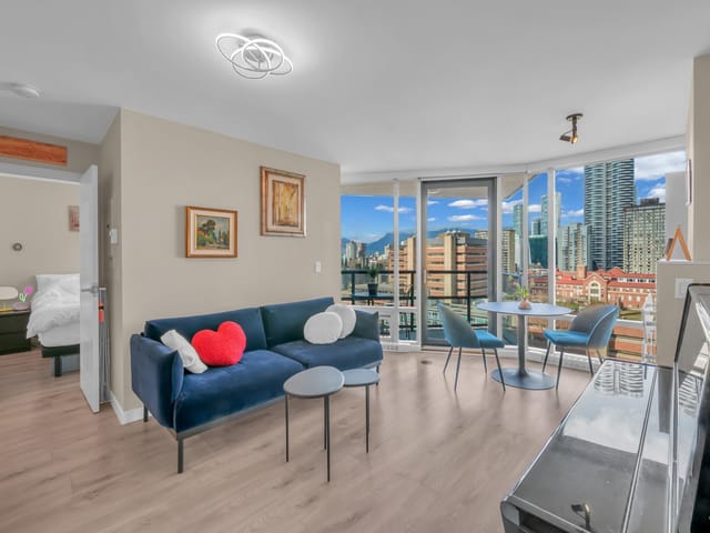 Apartment for sale in Vancouver, Vancouver West, 1501 1003 Burnaby Street, 263126685 | Realtylink.org