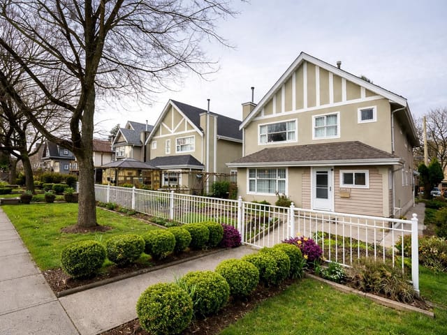1/2 Duplex for sale in Vancouver, Vancouver East, 1407 E 12th Avenue, 263126793 | Realtylink.org