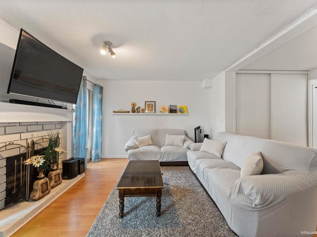 Townhouse for sale in Surrey, Surrey, 207 13931 74 Avenue, 263126811 | Realtylink.org