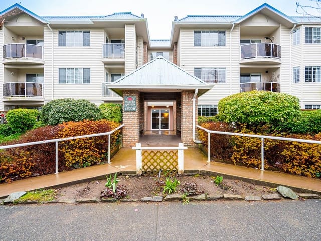 Apartment for sale in Surrey, South Surrey White Rock, 303 15338 18 Avenue, 263126880 | Realtylink.org