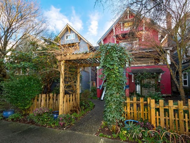 House for sale in Vancouver, Vancouver West, 2912-14 W 3rd Avenue, 263126898 | Realtylink.org