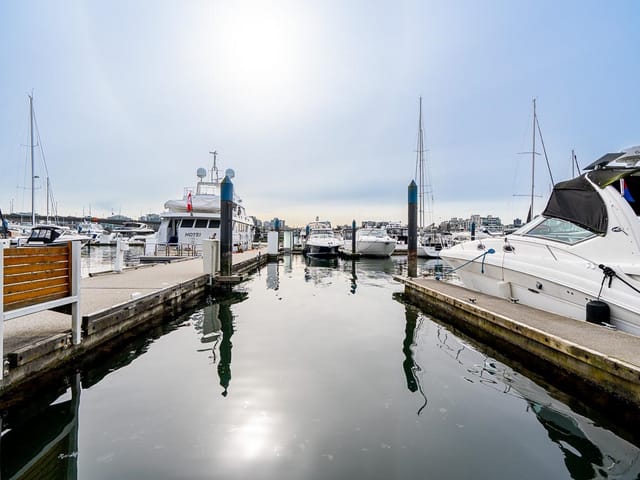 Other Property for sale in Vancouver, Vancouver West, D7 1088 Marinaside Crescent, 263126917 | Realtylink.org