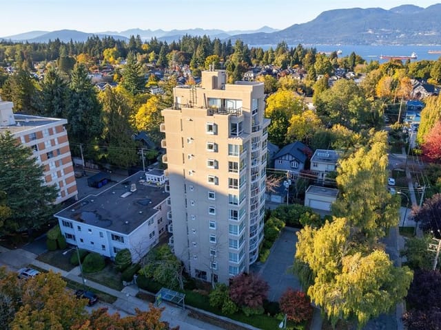Apartment for sale in Vancouver, Vancouver West, 10 2575 Tolmie Street, 263126919 | Realtylink.org