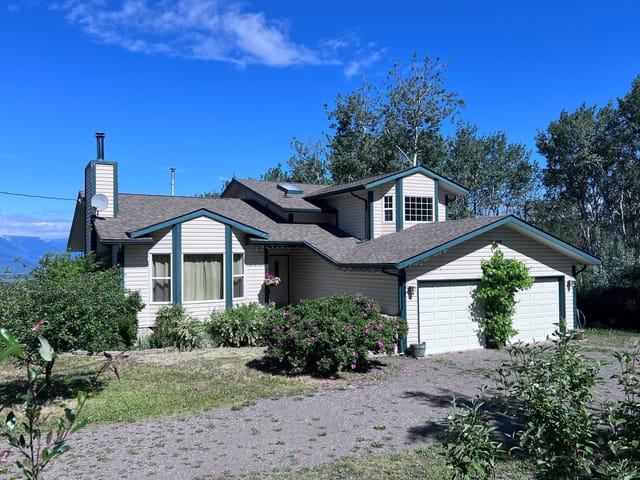 House for sale in Telkwa, Smithers And Area, 9312 Bluff Road, 263126981 | Realtylink.org