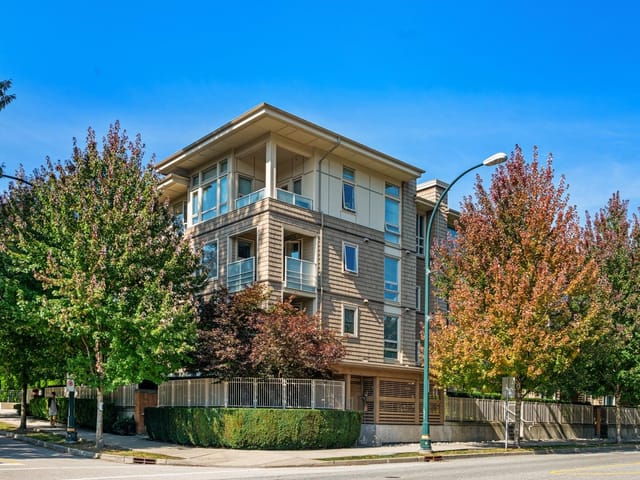 Apartment for sale in North Vancouver, North Vancouver, 206 2665 Mountain Highway, 263127011 | Realtylink.org