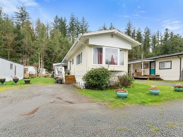Manufactured Home for sale in Cultus Lake, Cultus Lake & Area, 27 3942 Columbia Valley Road, 263127018 | Realtylink.org