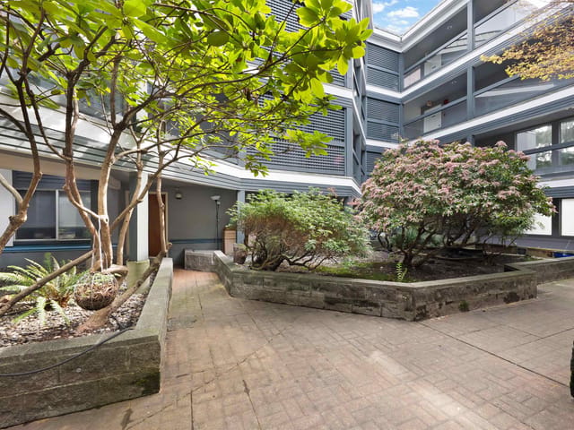 Apartment for sale in Vancouver, Vancouver West, 8 1355 W 4th Avenue, 263127239 | Realtylink.org