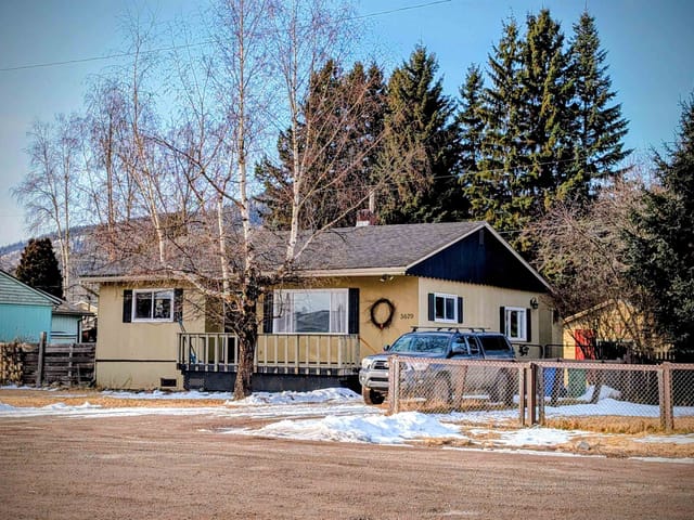 House for sale in Smithers, Smithers And Area, 3679 Broadway Avenue, 263127251 | Realtylink.org